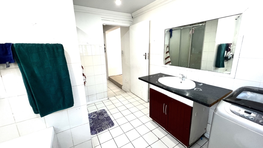 To Let 2 Bedroom Property for Rent in Rugby Western Cape
